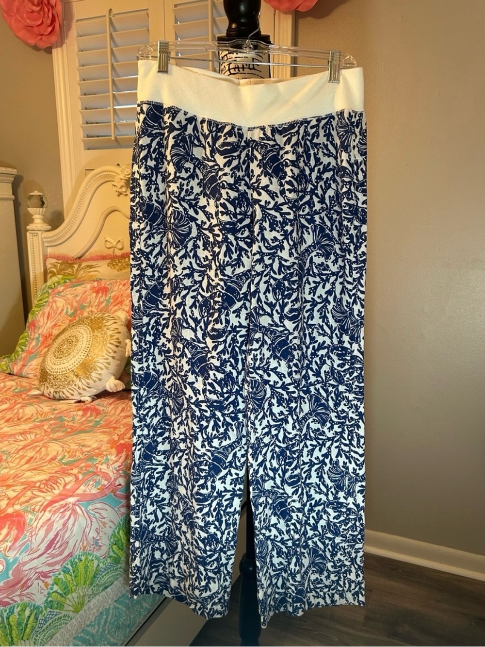 Lilly Pulitzer Beach Palazzo pants, Oyster Bay Blue Krillin It, Size Small